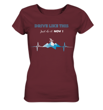 Lade das Bild in den Galerie-Viewer, Drive like this - Ladies Organic Shirt - Outdoorherz
