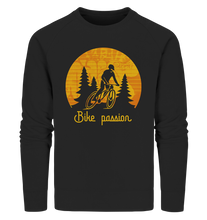 Lade das Bild in den Galerie-Viewer, Bike Passion - Organic Sweatshirt - Outdoorherz
